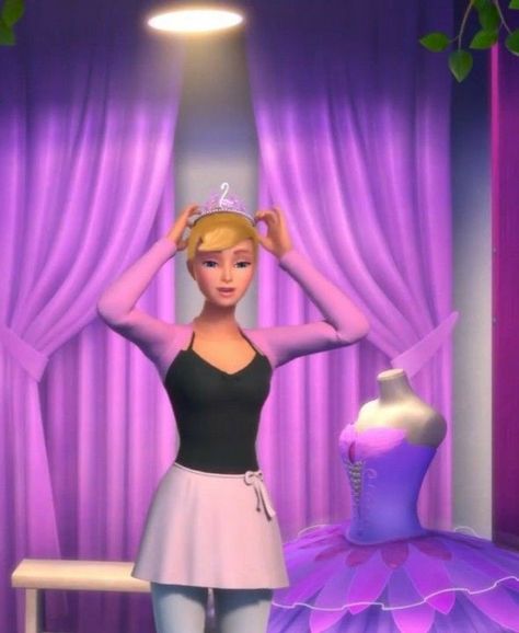 Barbie Memes, Barbie Nostalgia, Fashion In Paris, Barbie Disney, Ballerina Barbie, Girl Hair Dos, Barbie Cartoon, Queen Outfit, Barbie Life