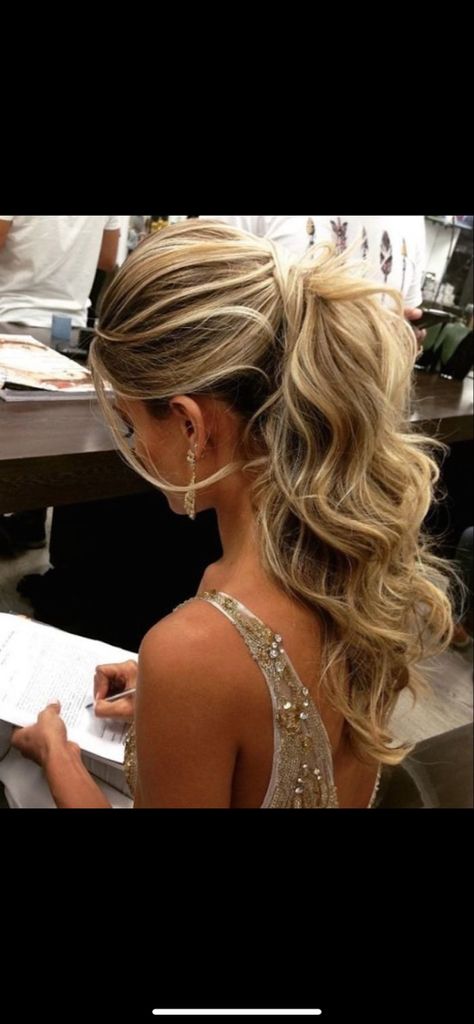 High Ponytail Pageant Hair, Prom Hairstyles For High Neck Dresses, Wedding Hair With Backless Dress, Backless Dress Wedding Hair, Formal Hairstyles 2023, Pulled Back Hairstyles For Prom, Prom Hair To Show Off Back Of Dress, Best Hairstyles For Backless Dress, Hair To Go With One Shoulder Dress