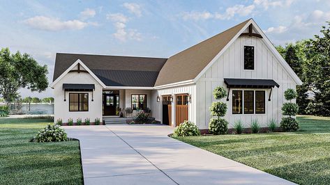 paige_lake_front Modern Farmhouse One Story Exterior, House With Garage On Side Layout, Exterior Design One Story, House With Garage In Front Design, White Vertical Siding Exterior, House Plans With Courtyard Garage, L Shape House Design, Farmhouse Rambler, White Board And Batten Exterior