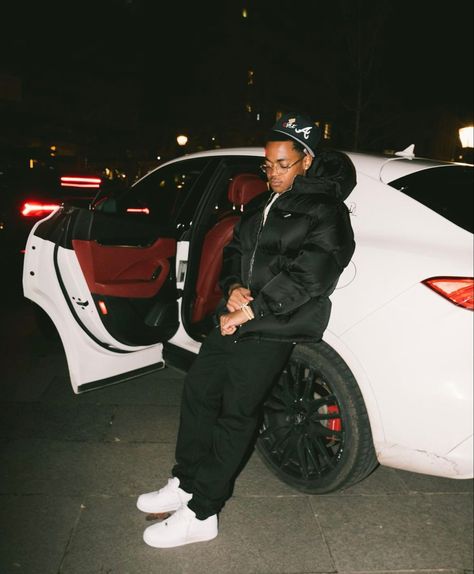 Michael Rainey Jr Outfits, Michael Rainey, Black Success, Outfit Informal, Mens Luxury Lifestyle, Black Men Fashion Swag, Black Couples Goals, Archive Fashion, Street Style Outfits Men