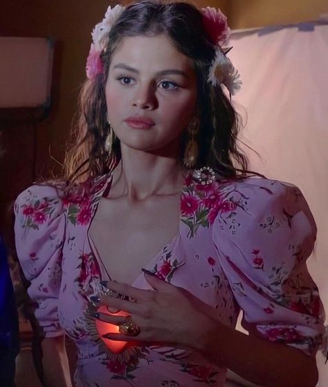 Selena Gomez Wallpaper, Selena Gomez Album, Look At Her Now, Selena Gomez Cute, Selena Gomez Photos, Selena G, Marie Gomez, Famous Women, 그림 그리기