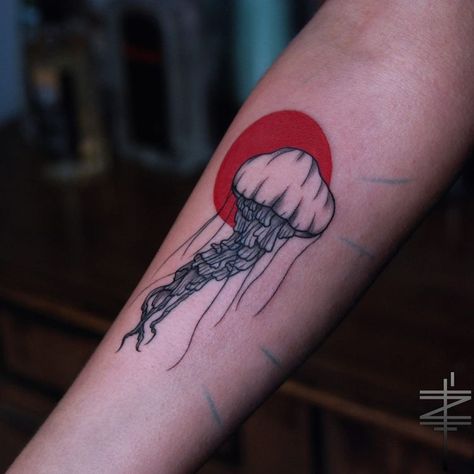 Red Jellyfish, Tattoo Jellyfish, Jellyfish Tattoo, Red Tattoo, Red Tattoos, Tattoo Art Drawings, Current Styles, Creative Tattoos, Pretty Tattoos