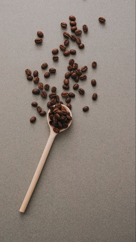 Coffee Beans Photography, Ingredients Photography, Coffee Board, Coffee Shot, Coffee Shop Aesthetic, Food Photography Inspiration, Coffee Photos, Coffee Poster, Coffee Photography