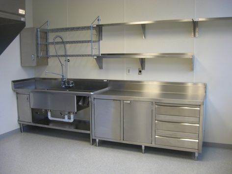 Stainless Steel Kitchen Design, Dapur Ikea, Stainless Steel Kitchen Shelves, Restaurant Kitchen Design, Stainless Steel Kitchen Cabinets, Commercial Kitchen Design, Steel Kitchen Cabinets, Kitchen Ikea, Industrial Kitchen Design