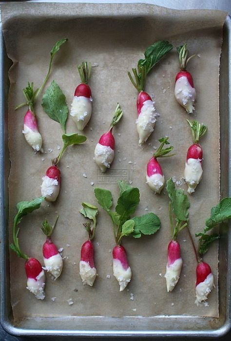 23 Radish Recipes for spring cooking! #radishes #spring #Easter #Mothersday #vegetables #vegetarian #seasonal #rootvegetables #watermelonradish #roastedradishes #radishsalad #pickledradishes Radish Recipes, Garden Recipes, Radishes, Spring Recipes, Salted Butter, Appetizer Snacks, Summer Recipes, Appetizer Recipes, Diner