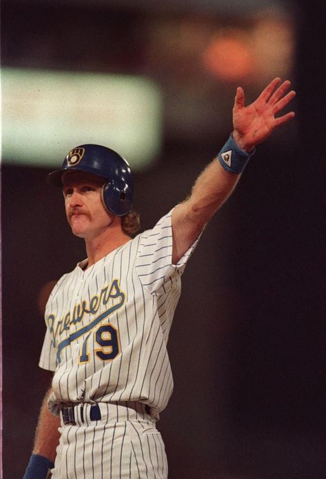 3,000 for Robin Yount Rollie Fingers, Robin Yount, Star Trek Poster, Hank Aaron, National Heroes, Milwaukee Brewers, True Blue, Baseball Players, Milwaukee