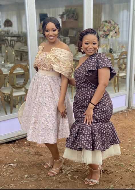 Brown Shweshwe Dresses South Africa, Brown Shweshwe Dresses, Seshweshwe Dresses Design Outfit, Shweshwe Dresses South Africa, Lobola Dress, Seshweshwe Dresses, Sotho Traditional Dresses, Sesotho Traditional Dresses, Seshoeshoe Dresses