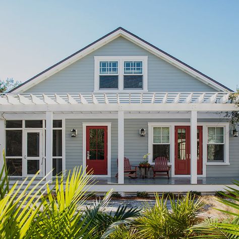 Set the right tone with crisp, clean coastal paint colors that catch the light of day and capture the spirit of the southeast. Via @benjamin_moore Coastal Color Palettes, Benjamin Moore Exterior, Coastal Paint Colors, Coastal Exterior, Coastal Color Palette, Beach House Exterior, Exterior House Color, Pintura Exterior, Cottage Exterior