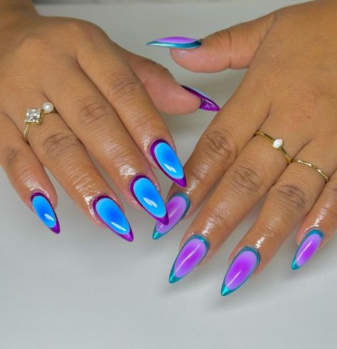 inverted chrome🪁 so good had to do it twice ib @that.nailplace | Instagram Purple Nails Colors, Blue Purple Nails Ideas, Different Nails On Each Hand, Blue Purple Nails, Aura Nail, Nails Funky, Aura Nails, Nails Yellow, 2024 Nails