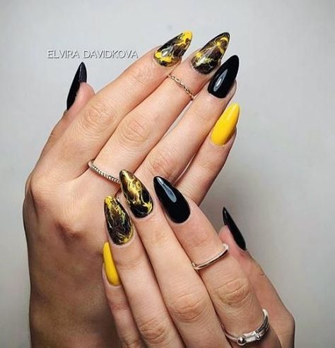 Yellow And Black Acrylic Nails, Yellow Black Nails Design, Nail Yellow Design, Black And Yellow Nails Acrylic, Black And Yellow Nails Design, Yellow And Black Nails Design, Nails Yellow And Black, Black Yellow Nails, Yellow Black Nails