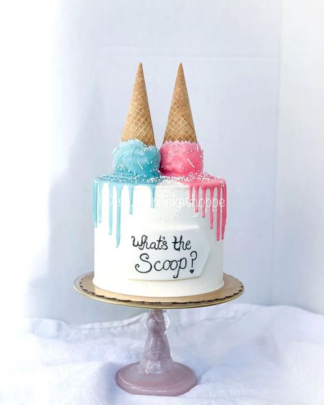 Whats The Scoop Gender Reveal Backdrop, Whats The Scoop Gender Reveal Cake, What’s The Scoop Gender Reveal Ideas, Gender Reveal Ice Cream Theme, What’s The Scoop, Twin Gender Reveal Ideas, Gender Revel Cake, Candle Aisle, Gender Reveal Cake Ideas