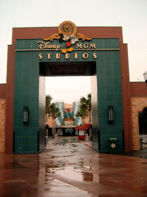 Disney MGM Studios Disney World Hollywood Studios, Mgm Studios, Burbank California, Disney Attractions, Disney Memories, Back Machine, Disney Day, Hollywood Studios Disney, Disney Photos