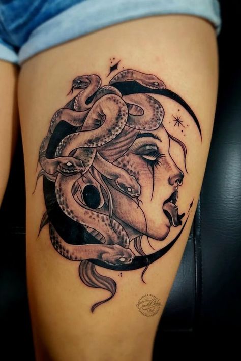 When it comes to a Medusa tattoo, many initially associate Medusa with this monster-like image and evil actions. With the modern interpretations and a deeper insight into Medusa's story, we can see that she is wrongly seen as a villain. Beautiful, smart, powerful women were always stigmatized, even in ancient times and mythologies. By getting a feminist tattoo, you're contributing to a change of the narrative and how society views characters like Medusa. #medusa #tinytattoo #tattoostencil Tattoo Of Medusa, Tattoo And Stencil, Medusa Story, Feminist Tattoo, Minimalistic Tattoo, Medusa Tattoo Design, Medusa Tattoo, Butterfly Tattoo Designs, Like Image