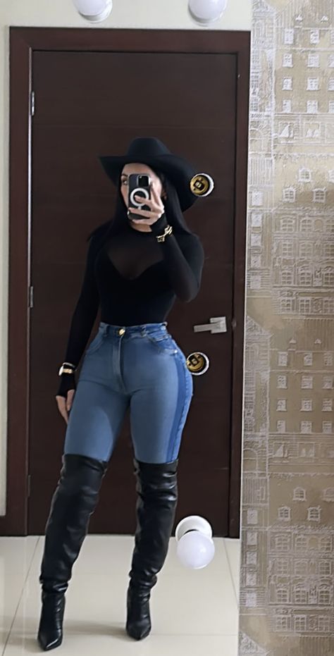 Curvy Party Outfit, Cowboy Outfits For Women, Fashion Outfits Cute, Outfits Latina, Plus Size Y2k, Shein Plus Size, Fashion Nova Plus Size, Outfit Botas, Cowgirl Style Outfits