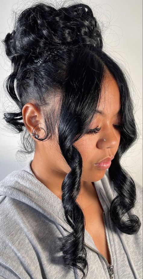 Messy Bun Updo Black Women, Multi Hairstyles, Messy Updo Black Women, Barristers Ball, Updo Black Women, Ponytails Hairstyle, Hairstyle 2023, November Books, Air Style