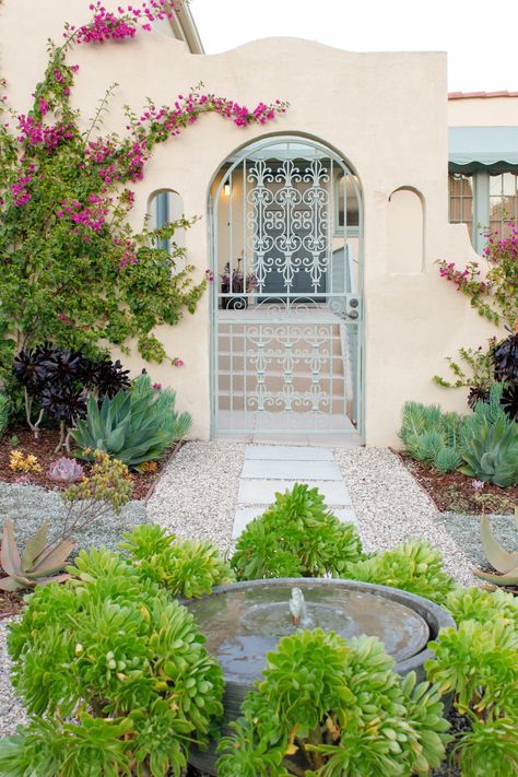 Spanish Style Meets California Friendly - Mediterranean - Landscape - Los Angeles - by Urbafloria | Houzz Spanish Style Front Yard, California Front Yard Landscaping Ideas, Mediterranean Homes Exterior, Spanish Colonial Homes, Mediterranean Landscaping, Spanish Style Home, Home Landscaping, Mediterranean Homes, Spanish Colonial