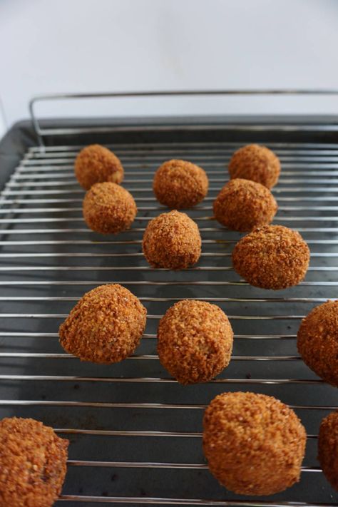 Delicious Dutch Food Recipes – Kroketten & Bitterballen