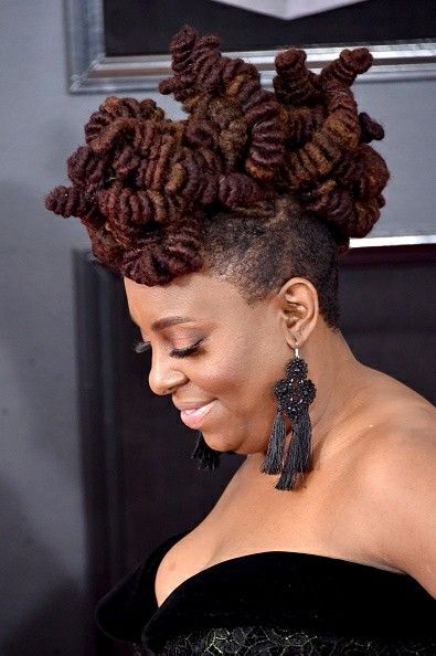 Ledisi - Coil knots Ledisi Locs Style, Natural Short Cuts, Loc Colors, Lock Styles, Loc Nation, Dreadlocks Styles, Loc Updo, Cornrows Braids For Black Women, Sisterlocks Styles