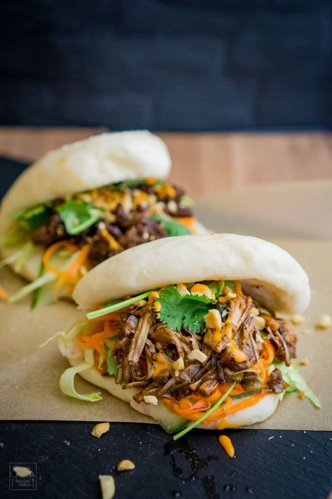 Bao Burger, Gua Bao, Low Fat Dinner, Asian Street Food, Homemade Burgers, Spaghetti Recipes, Healthy Foodie, Spaghetti Squash, Burger Recipes