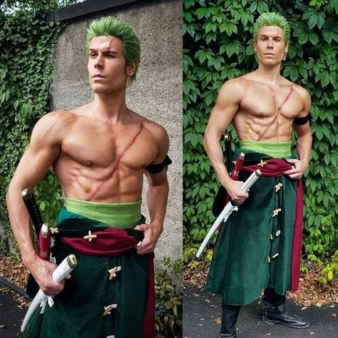 One Piece Roronoa Zoro cosplayed by Elffi_Cosplay ~.~ One Piece D, Zoro Cosplay, Dragon Hunter, One Piece Costume, Green Cosplay, Japanese Sweater, Straw Hat Crew, Short Kimono Jacket, Cheap Cosplay