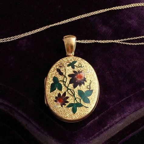 Passion Flowers, The Language Of Flowers, Secret Language, Victorian Locket, Victorian Aesthetic, The Victorian Era, Antique Locket, Memory Locket, Vintage Lockets