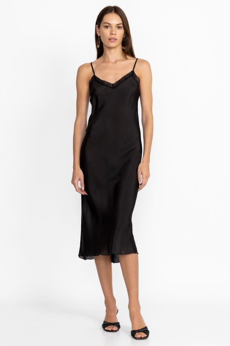 Expertly crafted from 100% silk, the Midi Length Slip is an essential piece with a touch of audacity. The midi length gives this dress an elegant silhouette that is ideal for versatile day-to-evening styling. Layer under a sheer top for additional coverage or wear as a stand-alone slip dress for a luxe going-out look. Product Details: 100% Silk Model Height: 5'9" Model is wearing a size Small Measurements for size Medium: Bust- 37 1/4", Length- 47 1/2" Have questions about fit or sizing? Chat wi Rose Formal, Outfit Inso, V Dress, Midi Slip Dress, Boho Chic Outfits, Women's Blouses, Women Midi, Chic Outfit, Embroidered Jeans