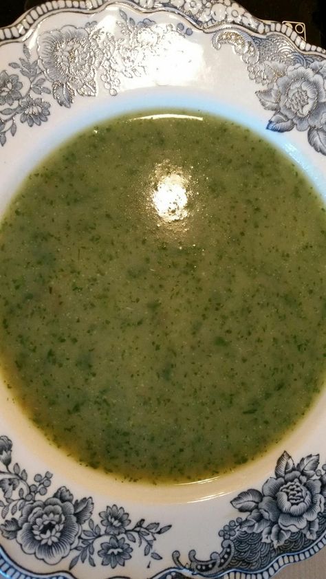 cook on the move: Potato and water cress soup Water Cress, Watercress Soup, Soup Maker Recipes, Bountiful Baskets, Vegetable Boxes, Soup Maker, Watercress, Box Delivery, Organic Vegetables