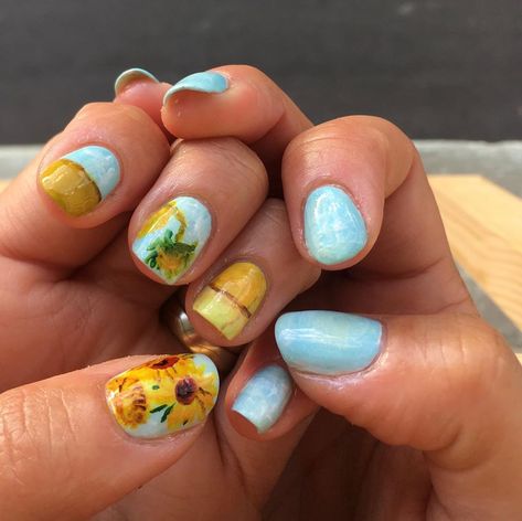 Van Gogh Inspired Nails, Van Gogh Nail Art, Van Gogh Nails, Sunflower Paintings, Sunflower Nail Art, Gel Polish Designs, S And S Nails, Pedicure Ideas, Sunflower Nails