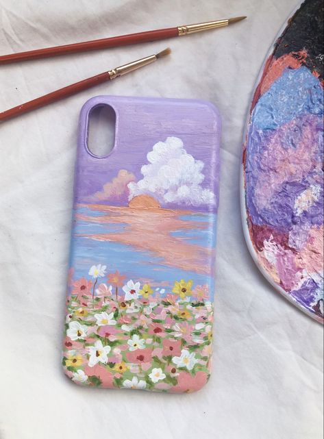 Painted Phone Case Ideas, Phone Case Painting Ideas Acrylic, Phone Case Ideas Paint, Phone Back Cover Painting Ideas, Aesthetic Phone Cover Painting, Painted Phone Case Diy, Painted Iphone Cases, Phone Case Painting Ideas, Custom Phone Cases Diy