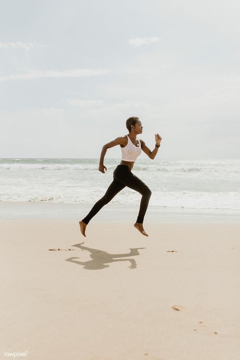 Black woman running at the beach | premium image by rawpixel.com Running At The Beach, Running Pose, Running Pictures, Running Photography, Running Photos, Couple Running, Beach Workouts, Running On The Beach, Running Club