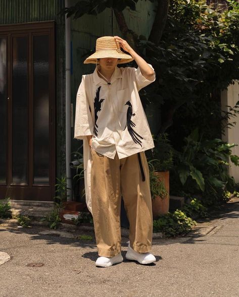 Japanese Outfits Street Style, Earth Tone Outfits Men, Japanese Street Fashion Men, Filipino Fashion, Men Fashion Photoshoot, Japanese Street Wear, Classy Streetwear, Japan Outfit, Mens Casual Dress Outfits