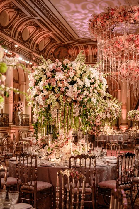 Wedding Flowers Luxury, Wedding At The Plaza New York City, The Plaza New York, David Tutera Wedding, Plaza New York, New York Decor, Expensive Wedding, Diamond Photography, Celebrity Event