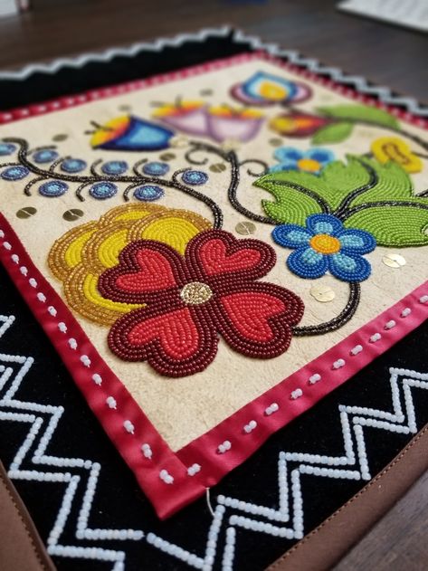 'It excites people': First Nations artists give beadwork a modern twist | CBC News