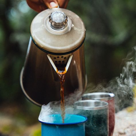 Campfire Coffee, Camping Hacks Food, Campfire Food, Fancy Coffee, Camp Cooking, Cup Of Joe, Camping Food, Camping Meals, Super Sale