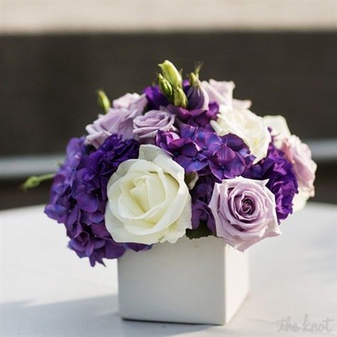 Purple and White Centerpieces - like the colors and the flowers, but would need to be bigger and less compact, and with mercury holder Purple And White Flower Arrangements, Purple Flower Centerpieces, Lavender Centerpieces, Purple Flower Arrangements, Purple Centerpieces, White Flower Arrangements, Purple And White Flowers, Purple Wedding Bouquets, Tafel Decor