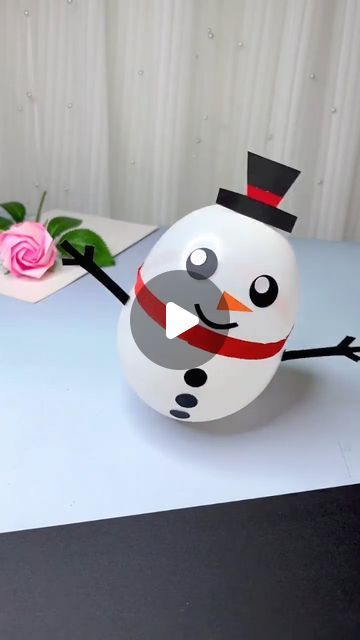 Artcraft on Instagram: "Beautiful craft made out of marble and ballon
.
.
.
.
.
#crafts #handmade #art #diy #craft #crafting #love #creative #crafty #handcrafted #balloncraft" Christmas Cotton Ball Crafts, Snowman Balloon Sculpture, Ballon Crafts Ideas, Christmas Balloon Decoration, Ballon Activities, Handcraft Ideas For Kids, Balloon Art For Kids, Crafts For Boys 6-8, Balloon Crafts Preschool