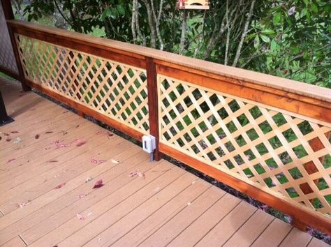 30+ Cheap and Simple DIY Porch Railing Ideas & Designs For 2022 Lattice Deck Railing, Lattice Railing, Diy Porch Railing, Porch Railing Diy, Front Porch Railing Ideas, Porch Railing Ideas, Deck Railing Diy, Lattice Deck, Pallet Porch