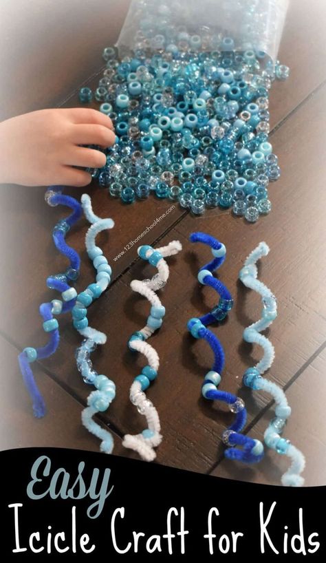 Easy Icicle Winter Craft - this is such a fun simple craft for kids from toddler, preschool to kindergarten. The variations are endless and they make such a beautiful indoor or outdoor decorations! They look stunning frozen!! #wintercraft #craftsforkids #toddlercrafts #preschoolcrafts #kindergartencrafts #preschool #kindergarten #finemotor Icicle Crafts, Craft Kindergarten, Winter Crafts Preschool, Winter Activities Preschool, January Crafts, Snow Theme, Winter Activities For Kids, Craft Easy, Winter Craft