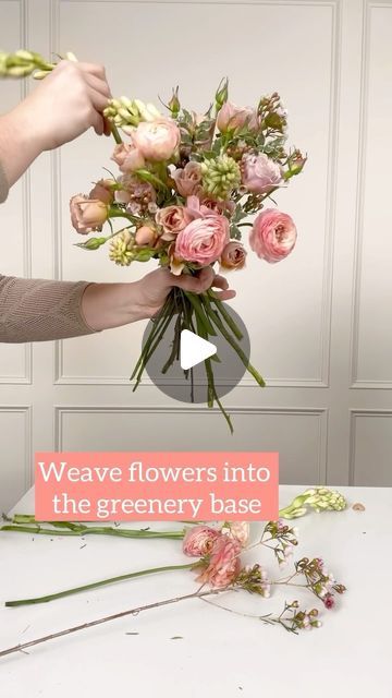 Flower Moxie on Instagram: "Do you ever start your bouquet with a greenery base? This makes it easy to make secure flower placements while also being able to keep a spiral with your stems! Let us know your favorite bouquet method!  • • • #diyflowers #bouquet #flowermoxie #diybouquet #diyweddingflowers #spiralbouquet" Making Your Own Flower Bouquet, Diy Bridesmaid Bouquet Silk Flowers, Bouquet Tutorial How To Make, Flower Types For Bouquets, Make Own Bouquet Wedding, Floral Design Videos, Building A Bouquet, Diy Hand Tied Bouquet, How To Put A Bouquet Together