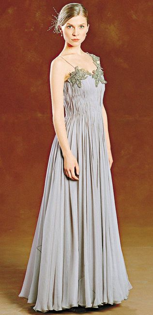 Fleur Delacour's Yule Ball gown- Harry Potter Yule Ball Hairstyles, Harry Potter Wedding Dress, Yule Ball Dresses, Costume Fleur, Harry Potter Yule Ball, Harry Potter Kostüm, Yule Ball Dress, Harry Potter Dress, Clemence Poesy