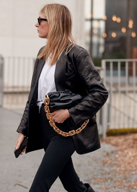 23 Chunky Chain Bags I Love This Season Bottega Veneta Chain Pouch, Wardrobe Icons, Best Online Stores, Leather Outerwear, Classic Trench Coat, Paris Fashion Week Street Style, Handbag Heaven, Autumn Street Style, Bag Trends