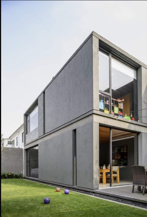 Narrow House Designs, Concrete Houses, Concrete Architecture, Narrow House, Architecture Model House, Concrete House, Minimalist House Design, House Outside Design, Container House Design