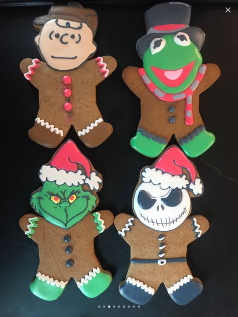 Elf From Rudolph, Decorated Gingerbread Cookies, Movie Cookies, Christmas Charlie Brown, Gingerbread Designs, Hermey The Elf, Christmas Movie Characters, Sweet Gingerbread, Gingerbread Cookies Decorated