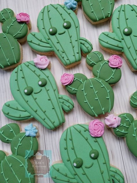 Cactus sugar cookies Keri's Kreations Cactus Decorated Cookies, Succulent Cookies Decorated, Cactus Cookies Decorated, Bridal Shower Cake Designs, Cactus Sugar Cookies, Cute Sugar Cookies, Succulent Cookies, Sugar Cookies Designs, Cactus Cookies