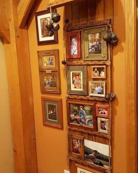 Décor Ski, Wood Sled, Vintage Sled, Ski Decor, Vintage Cabin, Trendy Diy, Display Photos, Diy Outdoor Decor, Luge