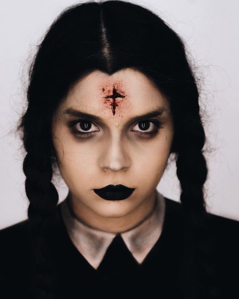 27 Easy Wednesday Addams Makeup Ideas: Tutorials and DIY Inspiration for Halloween Addams Makeup, Wednesday Addams Makeup, Halloween Wednesday, Pale Foundation, White Contact Lenses, Goth Styles, Black Matte Lipstick, Burgundy Lipstick, Gothic Elements