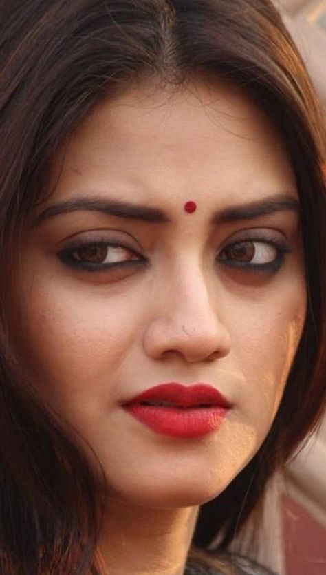 Nikhila Vimal, Neelam Gill, Nusrat Jahan, Nayanthara Hairstyle, Black G, Creative Cv, Grace Beauty, Face Beauty