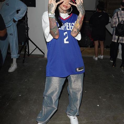 Y2k Basketball Jersey Outfit, Early 2000s Jersey Outfit, 2000s Fashion Outfits Party Men, Jersey Outfit Y2k, Throwback Jersey Outfit, Girls Dressing As Guys, 2000s Jersey Outfit, 2000s Fashion Jersey, Y2k Jersey Outfit