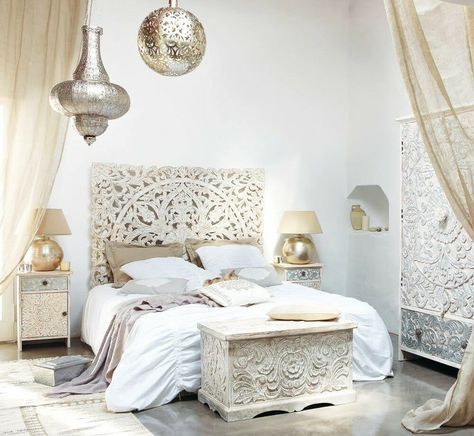 Before & After: Moroccan Inspired Bedrooms and Living Room - Decorilla Moroccan Inspired Bedroom, Moroccan Style Interior, Moroccan Bedroom, Moroccan Interiors, Online Interior Design, Moroccan Decor, Chic Bedroom, Affordable Furniture, Bedroom Sets