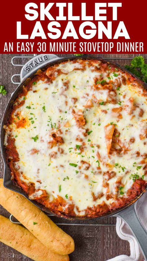 This Skillet Lasagna is a 30 minute easy dinner that your whole family will get behind and love. This is delicious comfort food! Skillet Lasagna Easy, Honey Glazed Roasted Carrots, Arugula Salad Recipes, Skillet Lasagna, Stuffed Pepper Casserole, Chicken Bacon Ranch Pasta, One Dish Dinners, Skillet Dinners, Cast Iron Recipes